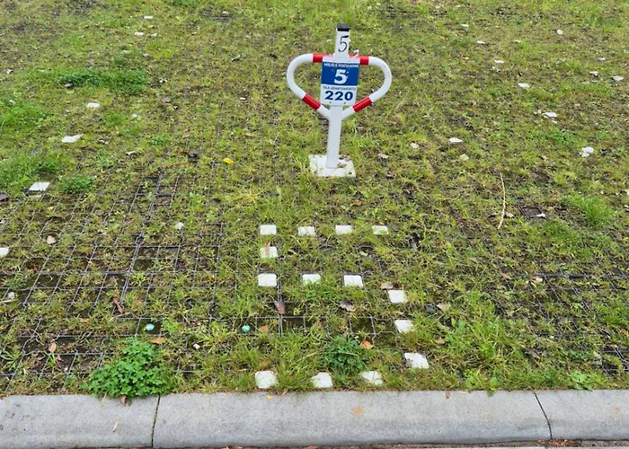 Kollataja7a220 Parking Bezplatny * Kolobřeh